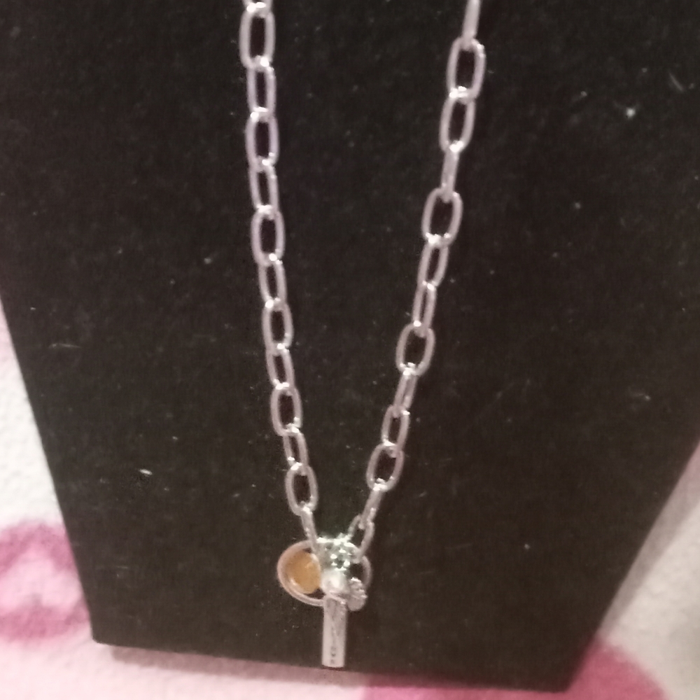 Elegant Silver Necklace with Charm